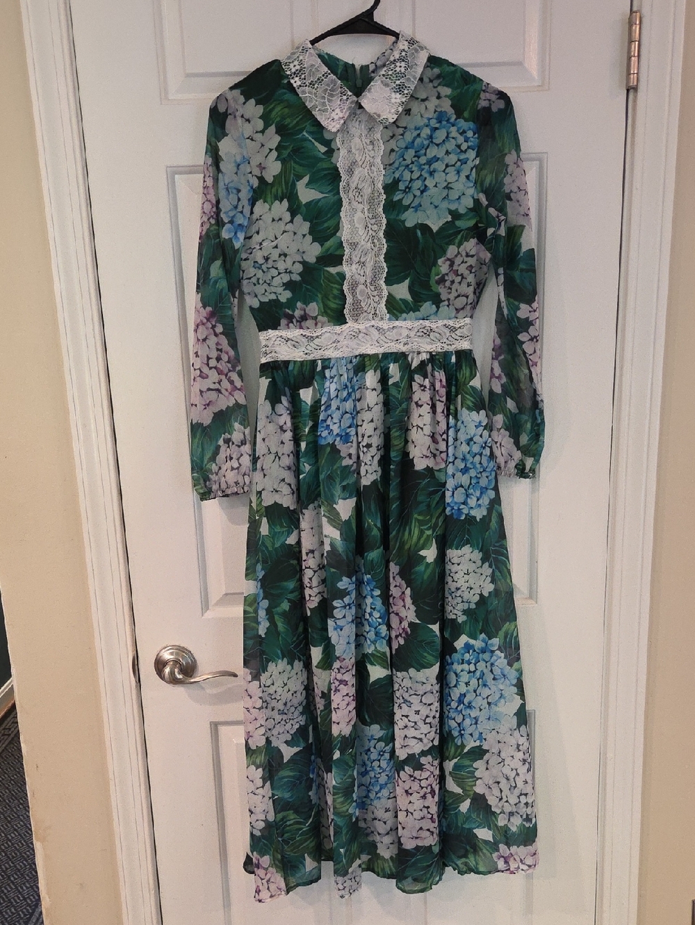 Floral Lace-Trim Midi Dress in Green & Blue